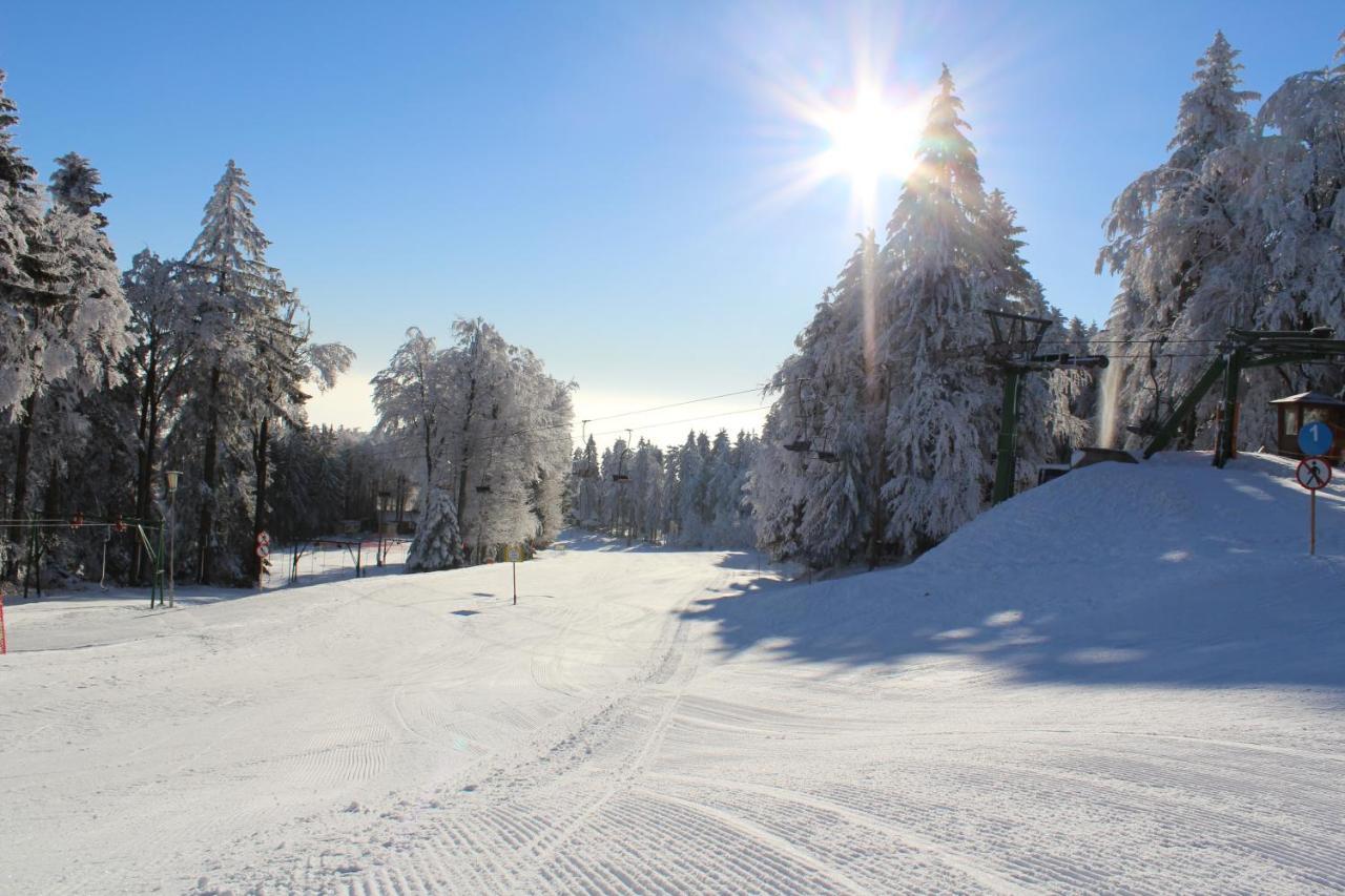 Pohorje Village Wellbeing Resort - Wellness & Spa Hotel Bolfenk Maribor Exterior foto